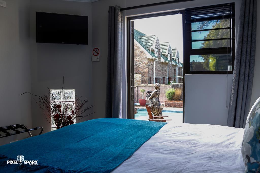 Tyday Accommodation Port Elizabeth Ngoại thất bức ảnh