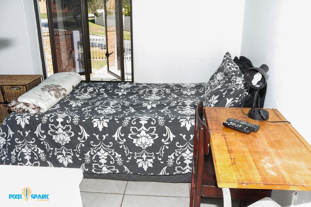 Tyday Accommodation Port Elizabeth Ngoại thất bức ảnh