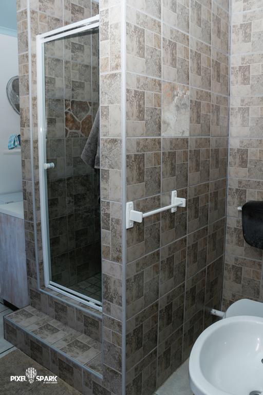 Tyday Accommodation Port Elizabeth Ngoại thất bức ảnh