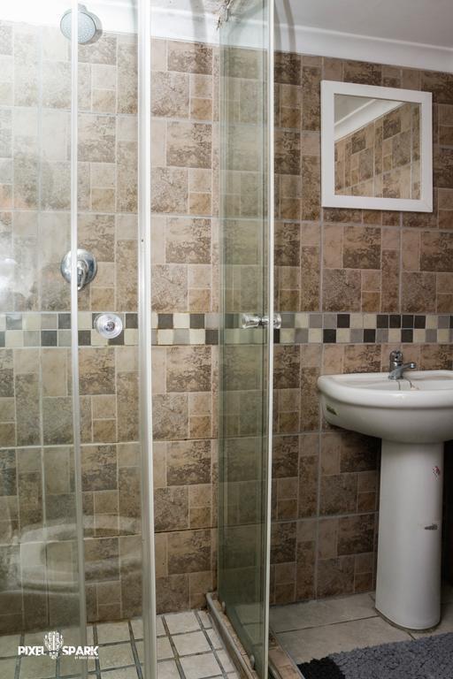 Tyday Accommodation Port Elizabeth Ngoại thất bức ảnh