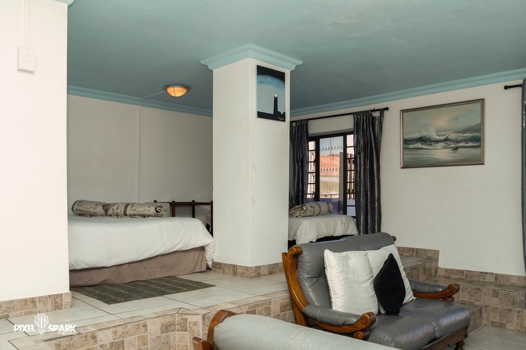 Tyday Accommodation Port Elizabeth Ngoại thất bức ảnh