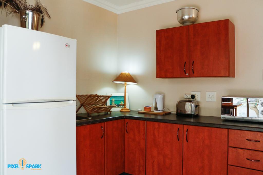 Tyday Accommodation Port Elizabeth Ngoại thất bức ảnh