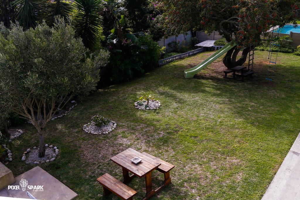 Tyday Accommodation Port Elizabeth Ngoại thất bức ảnh