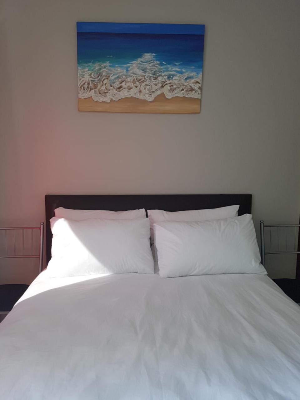 Tyday Accommodation Port Elizabeth Ngoại thất bức ảnh